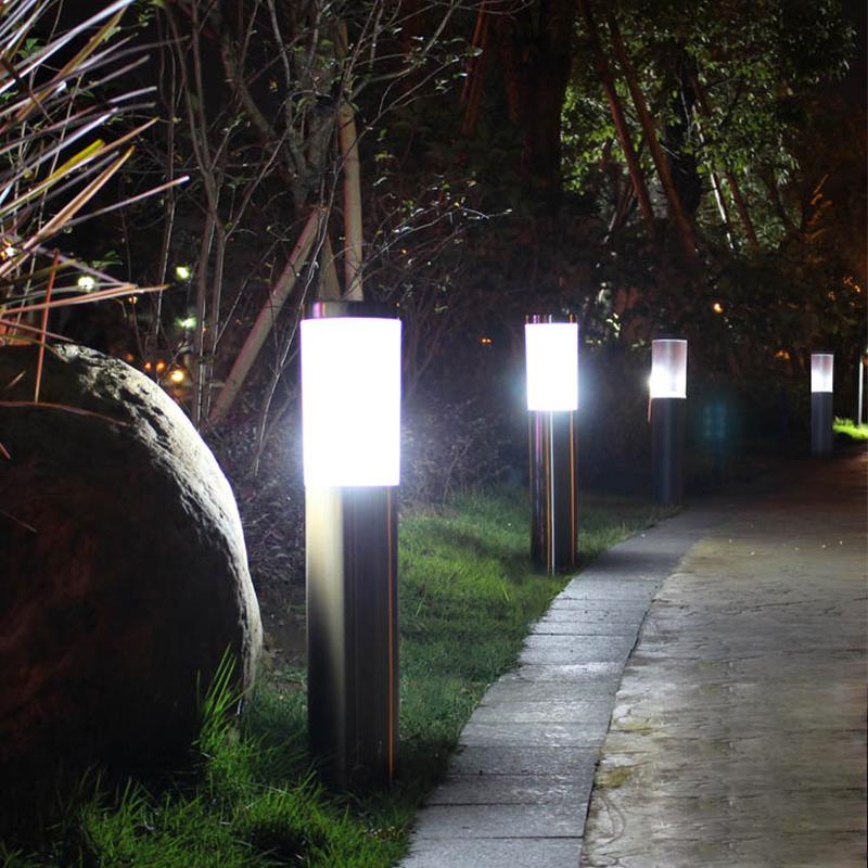 Solar Luxury LED Stainless Steel Garden Pathway Lamp Outdoor Light